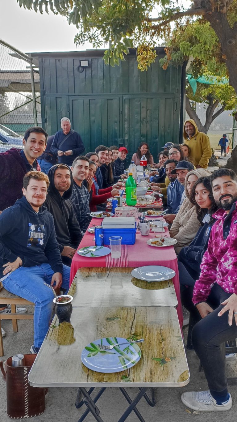 “Unidos más allá del hockey: Una jornada que fortalece nuestra pasión en Vilanova”